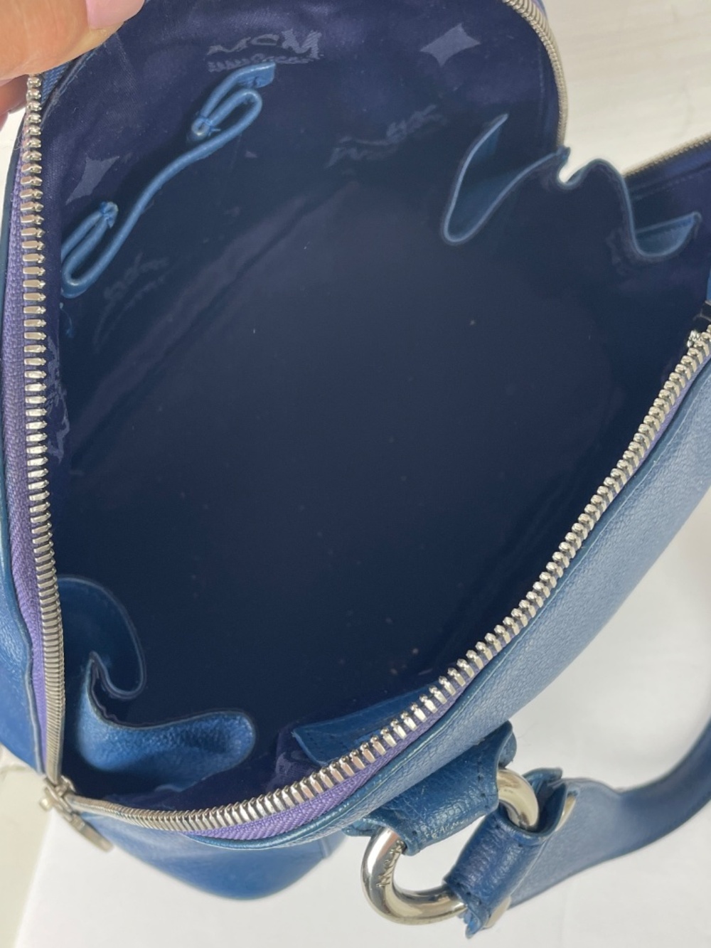 MCM Munchen Blue Leather Boston Handbag Small Silver Hardware - Picture 6 of 9